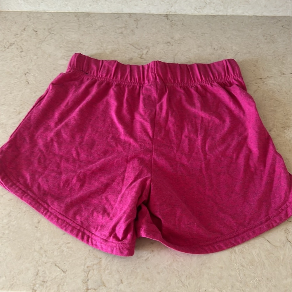 Nike girls shorts - Picture 2 of 4